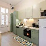 Apartment Deluxe In Art Nouveau House- With Garage