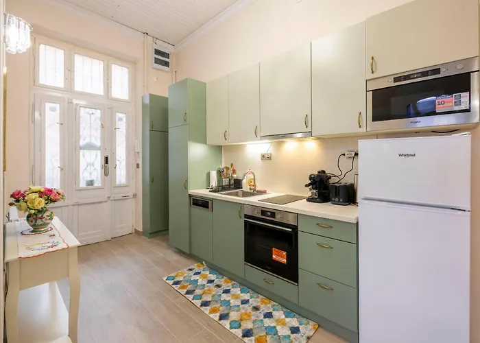 Apartament Deluxe In Art Nouveau House- With Garage