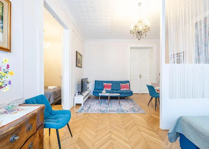 Apartament Deluxe In Art Nouveau House- With Garage Budapeszt