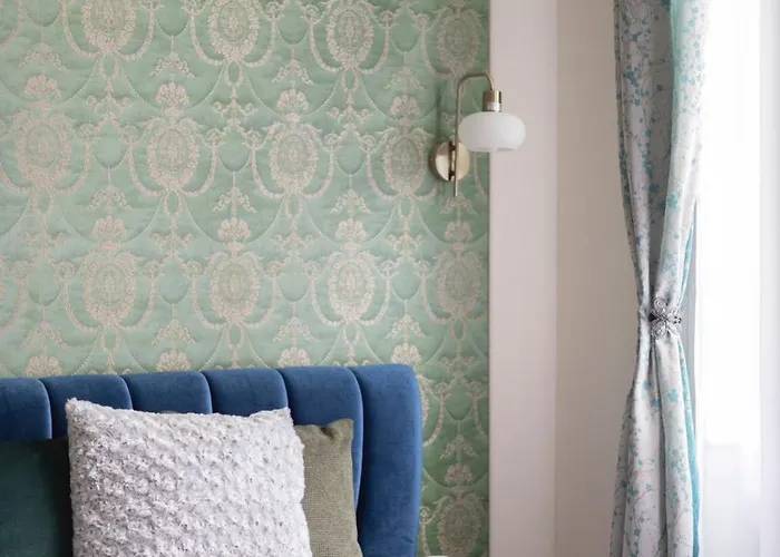 Apartament Deluxe In Art Nouveau House- With Garage